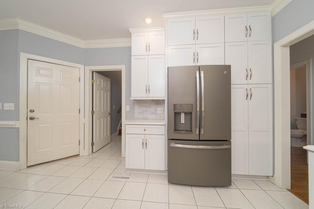 400 Savannah Lane Property Photo 12