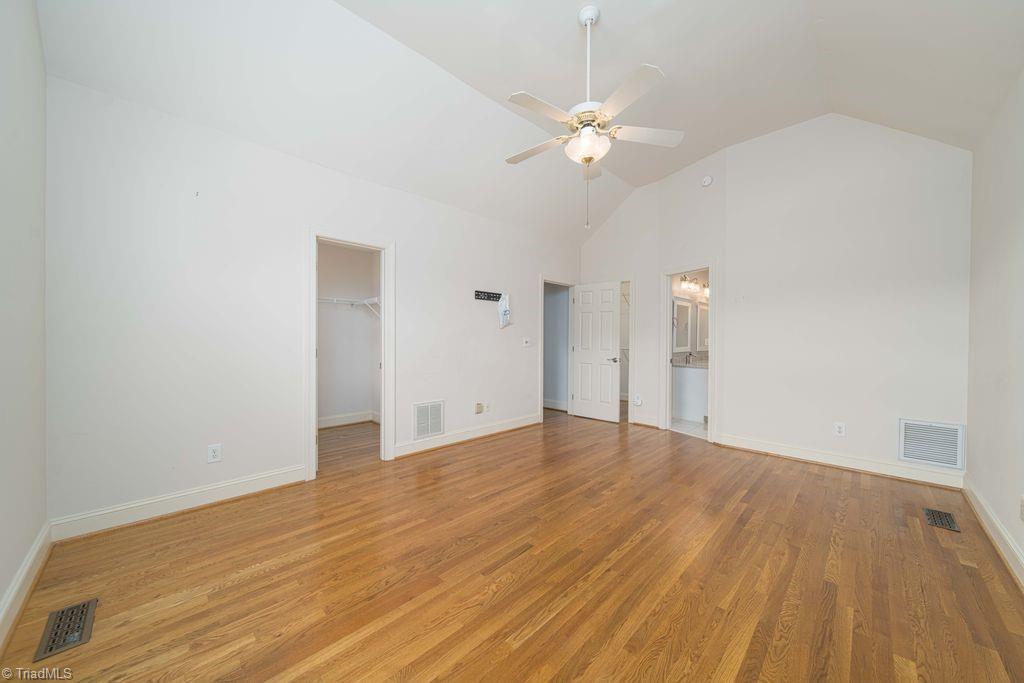 400 Savannah Lane Property Photo 15