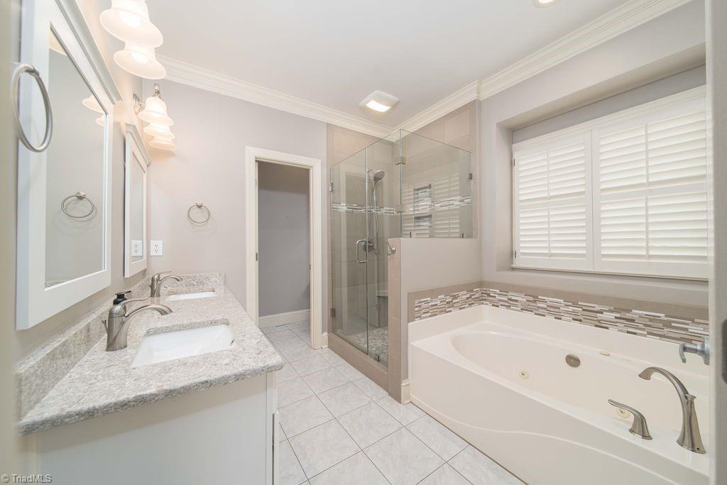400 Savannah Lane Property Photo 16
