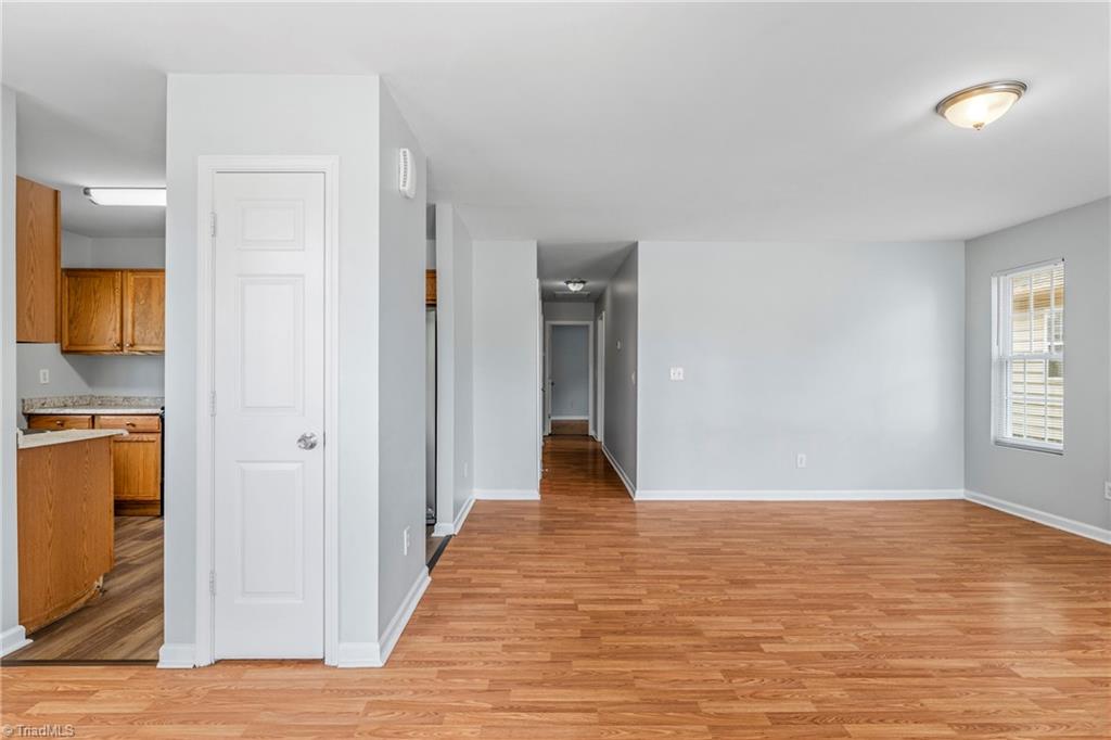 405 Dudley Street Property Photo 2