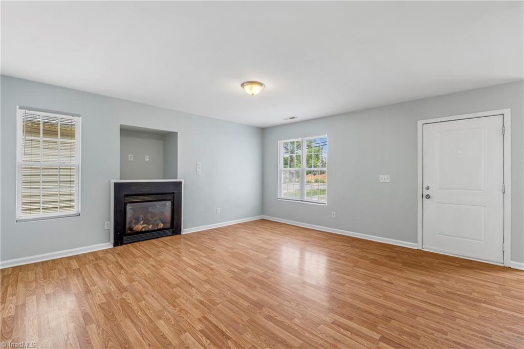 405 Dudley Street Property Photo 3