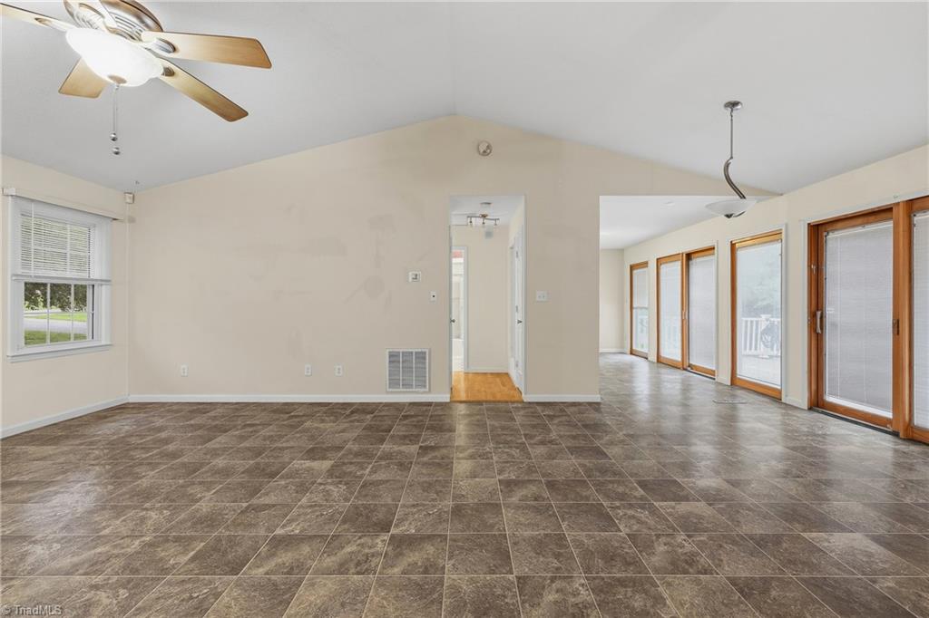 113 Little John Circle Property Photo 12