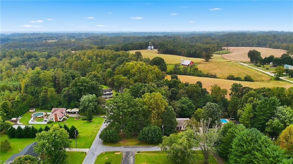 113 Little John Circle Property Photo 42