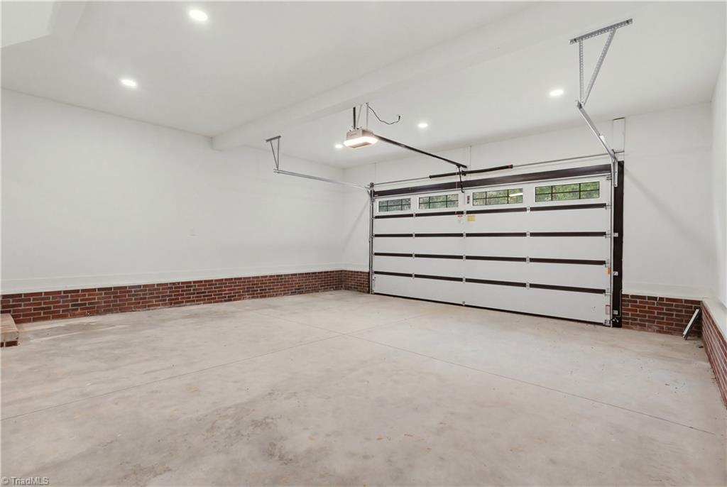 1004 Phineas Drive Property Photo 30
