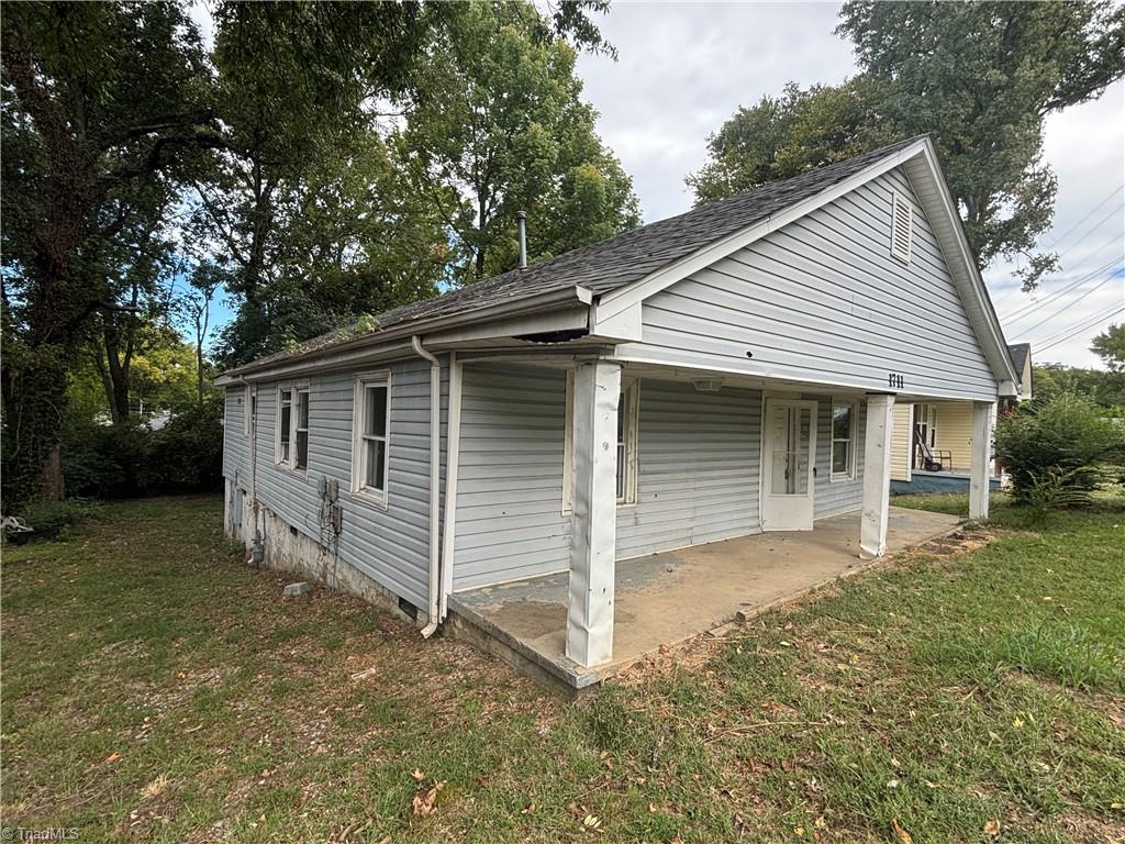 1711 Edmondson Place Property Photo 2