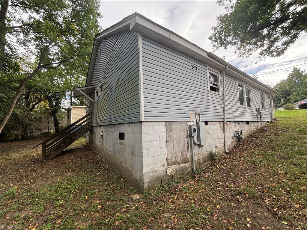 1711 Edmondson Place Property Photo 3