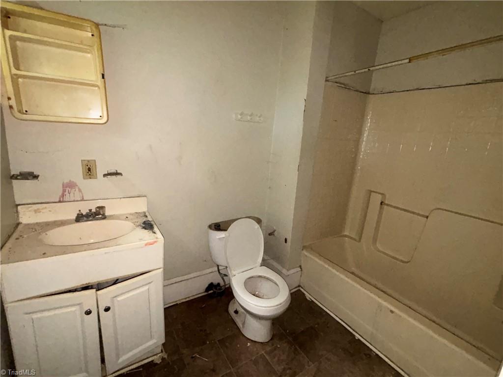 1711 Edmondson Place Property Photo 11