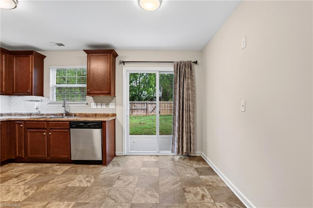 1631 Haddington Point Drive Property Photo 19