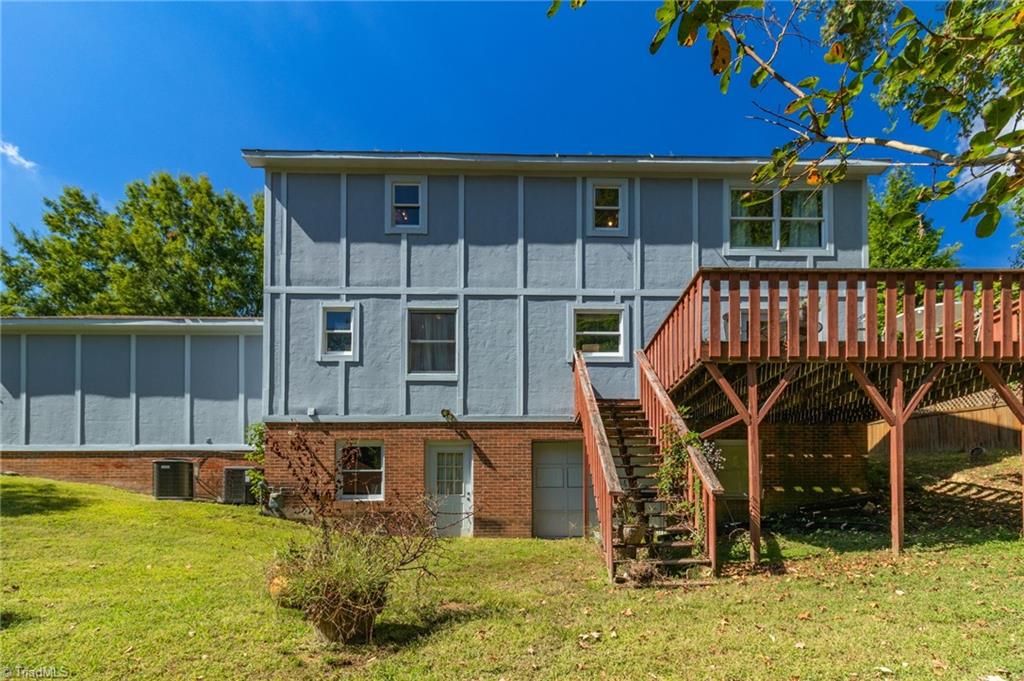 1209 Shalimar Drive Property Photo 4