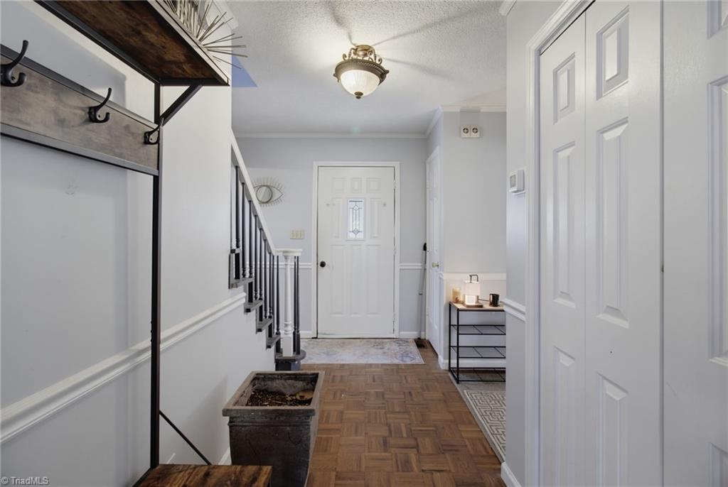 1209 Shalimar Drive Property Photo 8