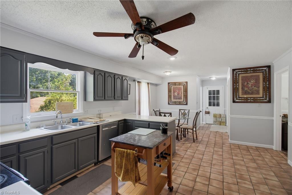 1209 Shalimar Drive Property Photo 11