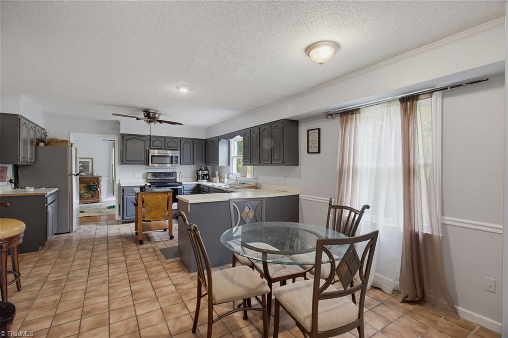 1209 Shalimar Drive Property Photo 15