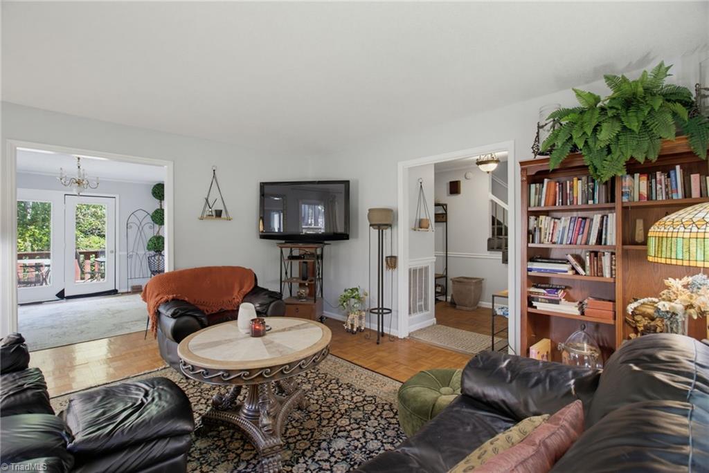1209 Shalimar Drive Property Photo 22