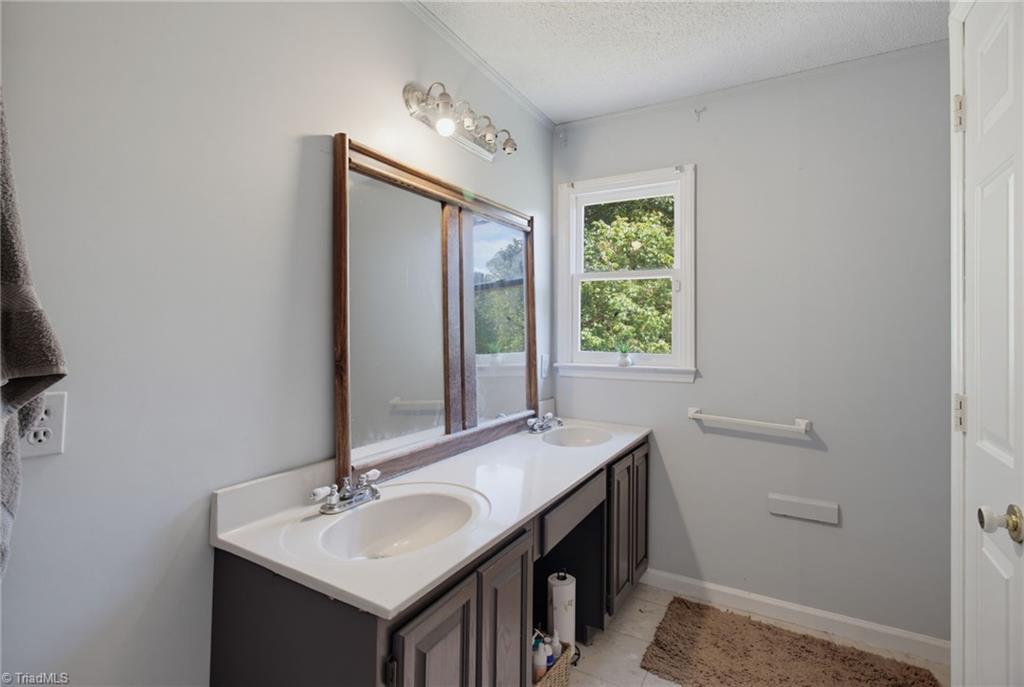 1209 Shalimar Drive Property Photo 33