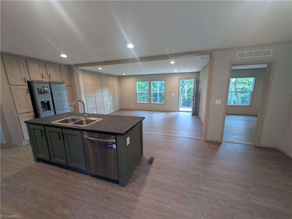 1424 Pineview Road Property Photo 8