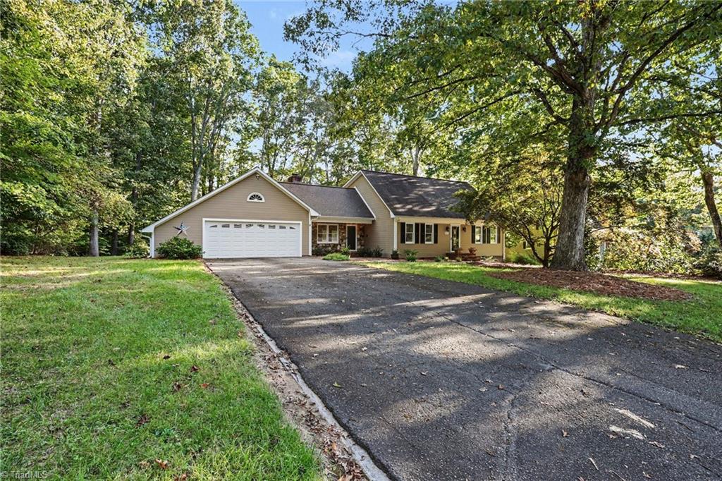 205 Beechwood Drive Property Photo 2