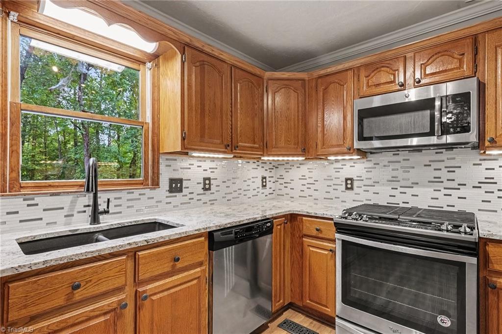 205 Beechwood Drive Property Photo 8