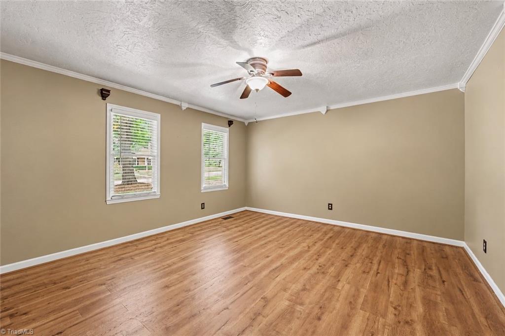 205 Beechwood Drive Property Photo 9