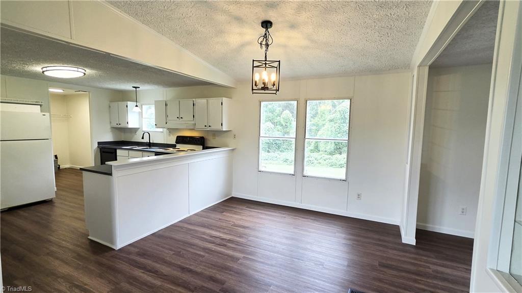 128 Loy Drive Property Photo 6