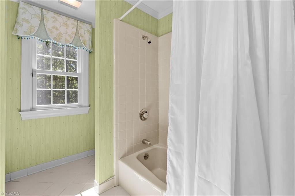1035 Viewmont Drive Property Photo 31