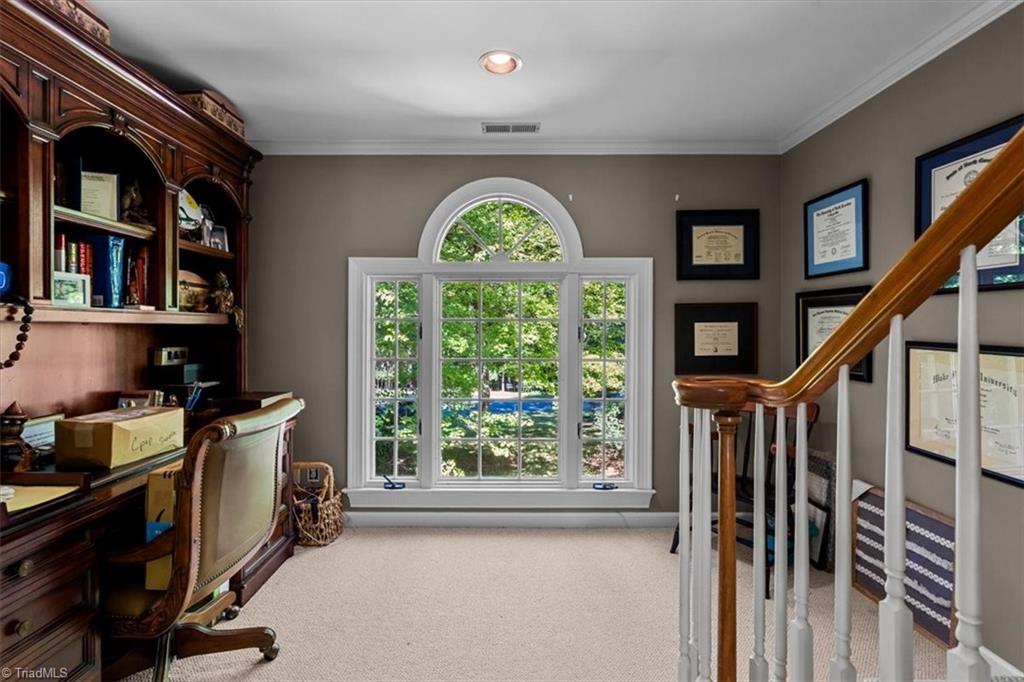 1035 Viewmont Drive Property Photo 32