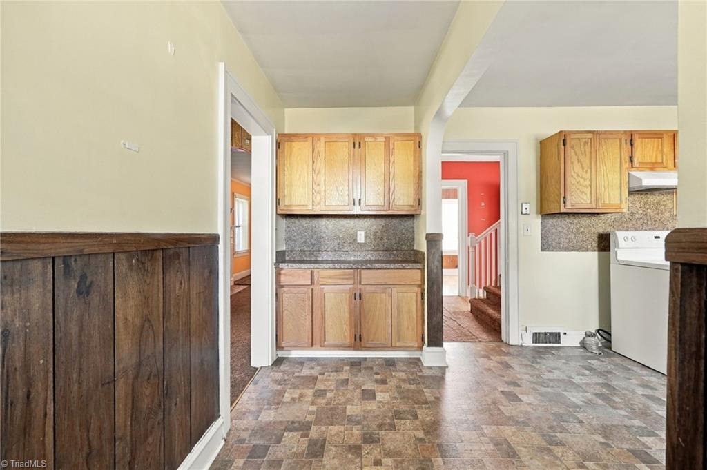 422 W 25th Street Property Photo 12