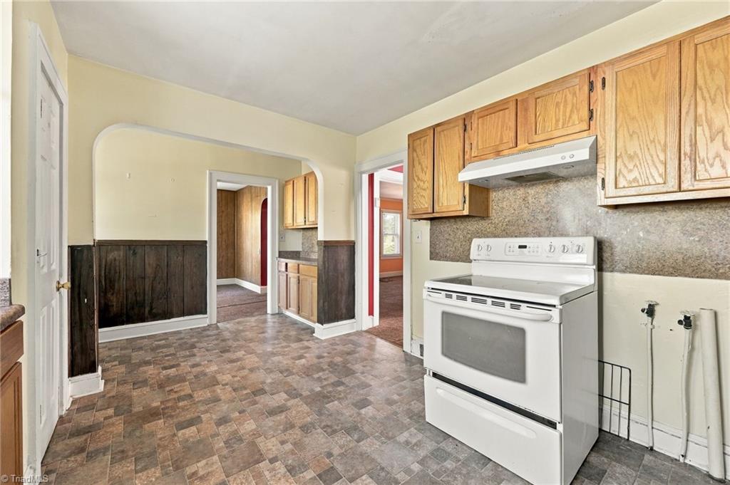 422 W 25th Street Property Photo 14