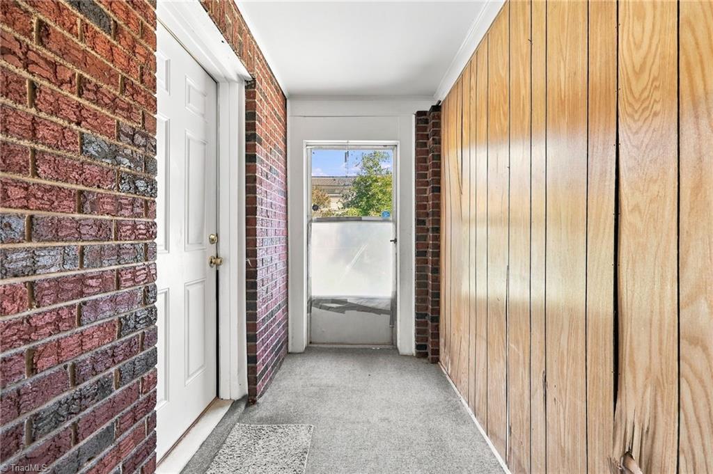 422 W 25th Street Property Photo 32