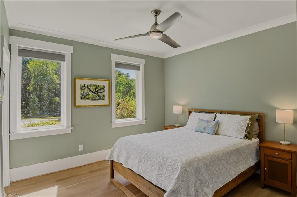 3925 Thorndale Drive Property Photo 25
