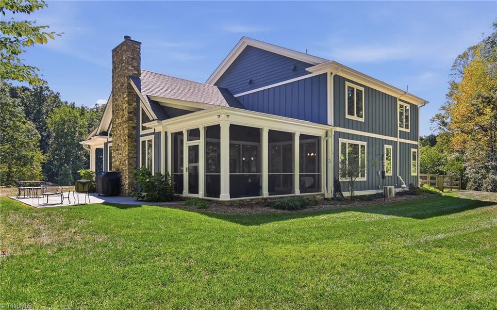 3925 Thorndale Drive Property Photo 46