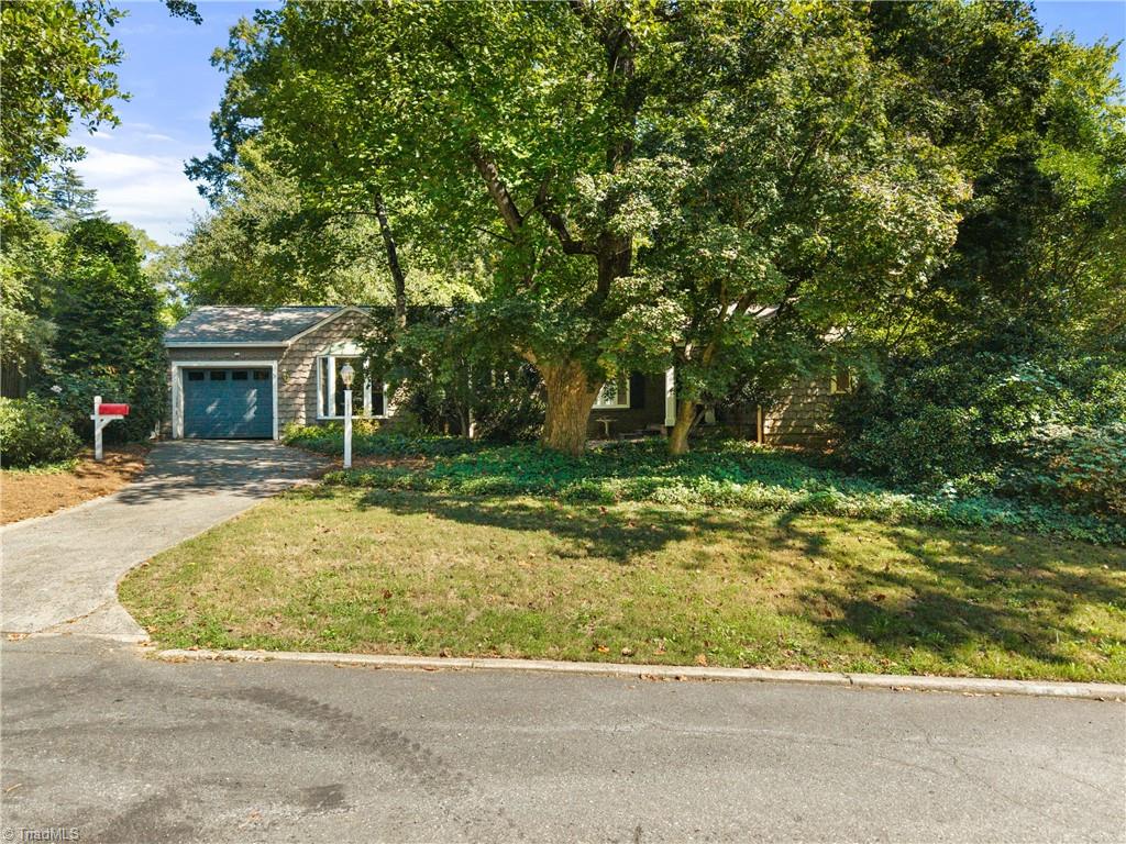 1051 Vernon Avenue Property Photo 1