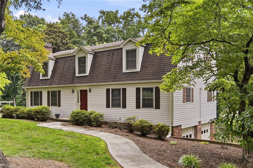 1009 Briarcliff Road Property Photo 1