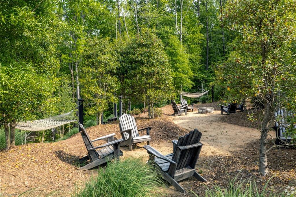 1715 Creekline Drive Property Photo 26
