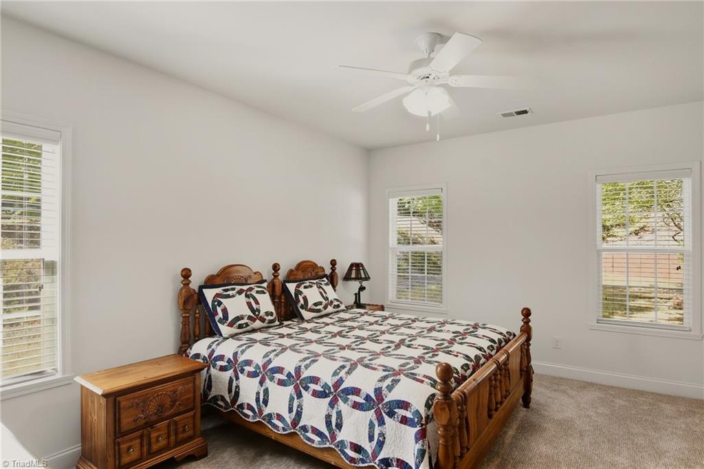 5795 Knoll Court Property Photo 16