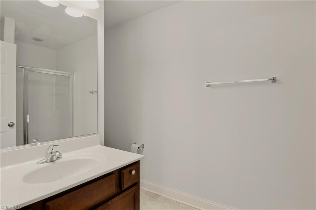5795 Knoll Court Property Photo 24