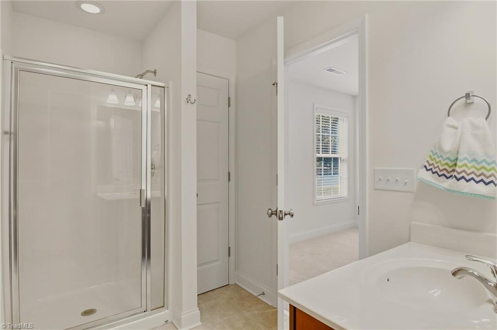 5795 Knoll Court Property Photo 25