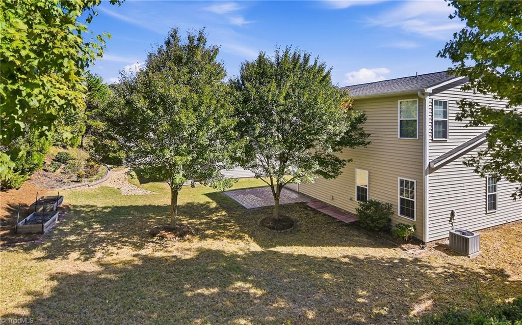 5795 Knoll Court Property Photo 28