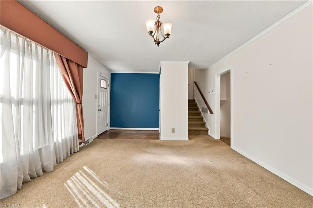 3701 Rolling Road Property Photo 3