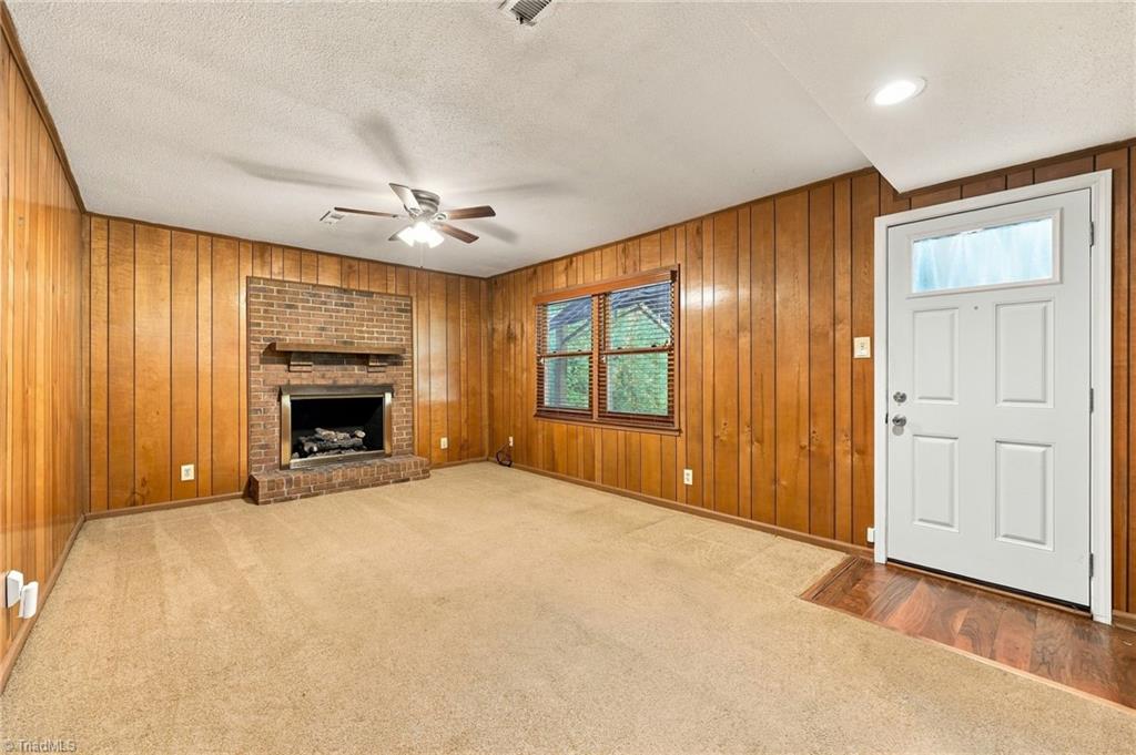 3701 Rolling Road Property Photo 8
