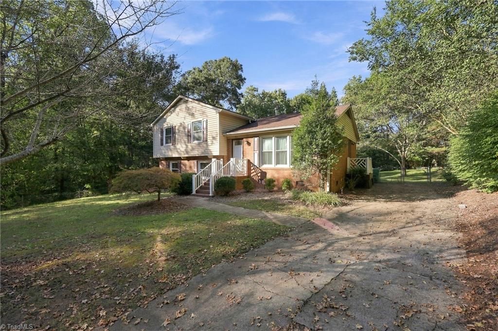 3701 Rolling Road Property Photo 14