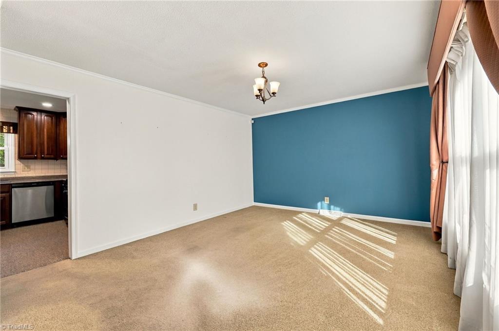 3701 Rolling Road Property Photo 15