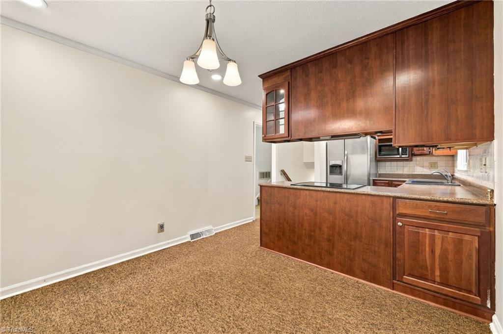 3701 Rolling Road Property Photo 16