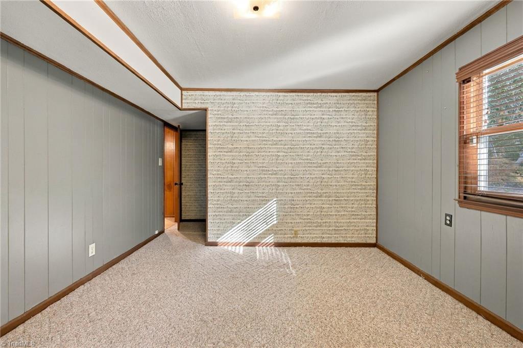 3701 Rolling Road Property Photo 22
