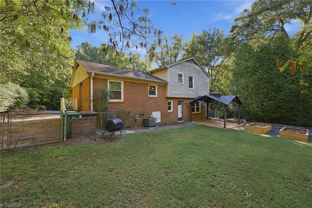 3701 Rolling Road Property Photo 42