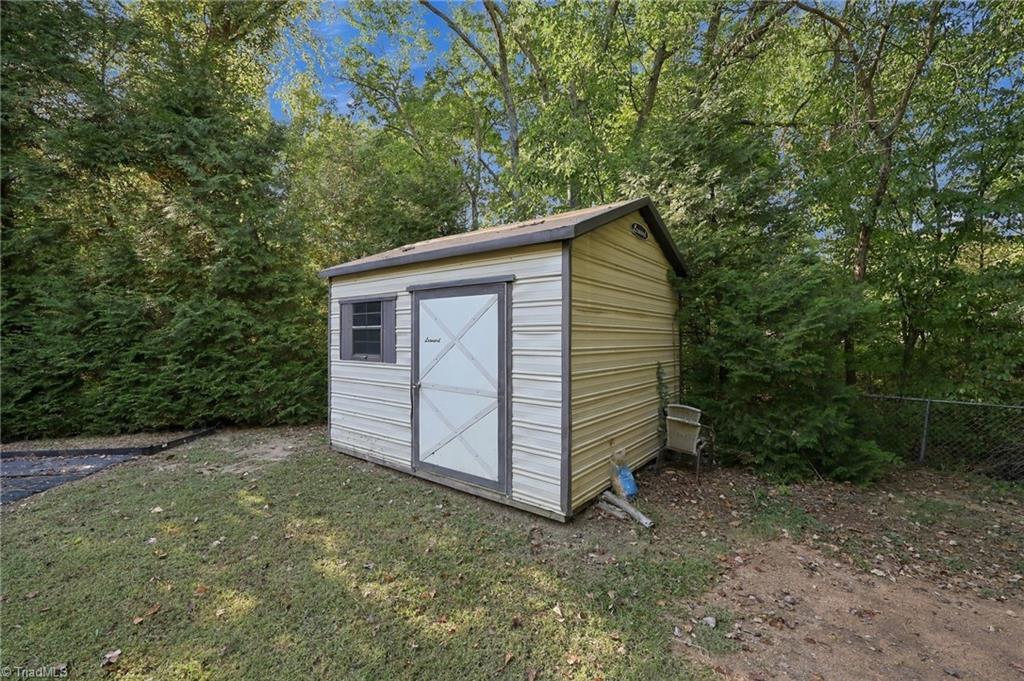 3701 Rolling Road Property Photo 45