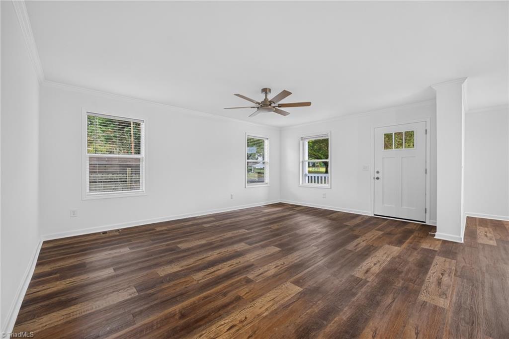 3898 Yarbrough Avenue Property Photo 8