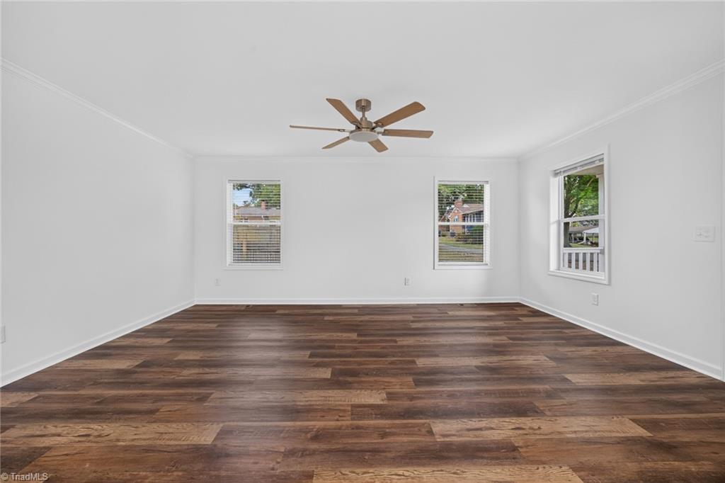 3898 Yarbrough Avenue Property Photo 9