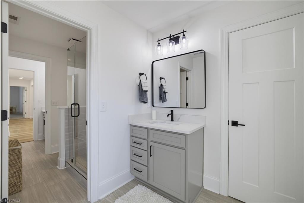 7212 Woodfield Heights Drive Property Photo 44