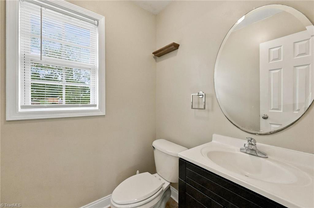 2089 Jackson Way Property Photo 7