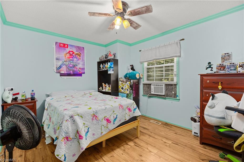 2701 Saint Johns Place Property Photo 17